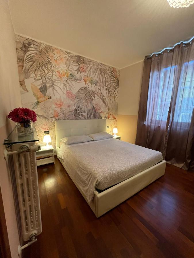Апартаменты Casa Di Mirco - Ampio E Moderno Bilocale Кастенедоло Экстерьер фото