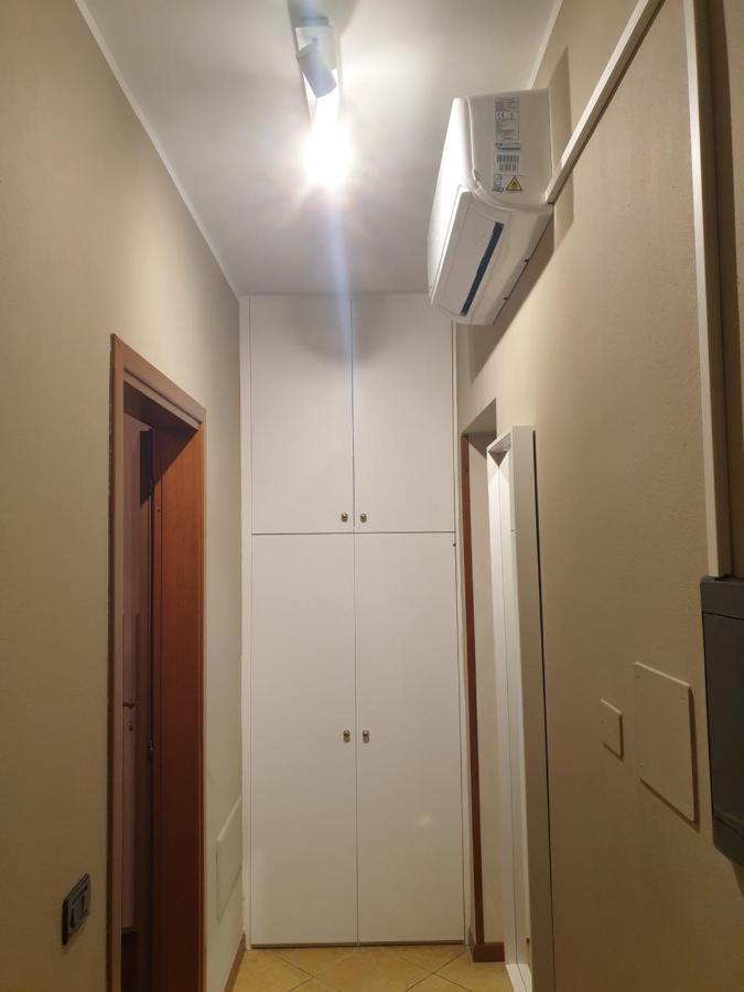 Апартаменты Casa Di Mirco - Ampio E Moderno Bilocale Кастенедоло Экстерьер фото